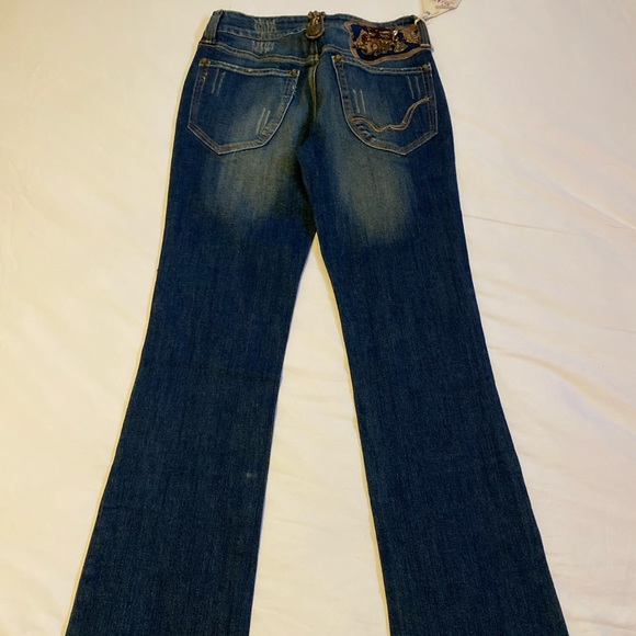 Woman’s jeans - Picture 2 of 5